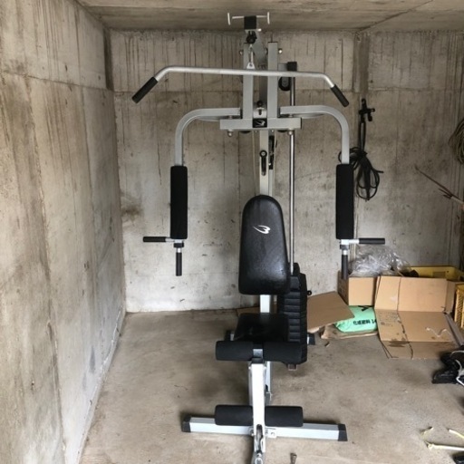 トレーニング　マシーン