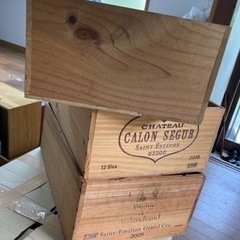 ワインの木箱　3つ