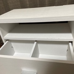 テレビラックの画像