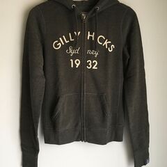 ☆新品・未使用 GILLY HICKS パーカーの画像