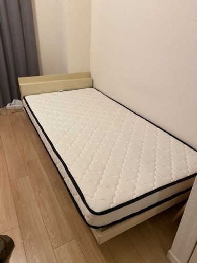 【ほぼ新品】家具 ベッド シングルベッド ポケットコイルマットレス
