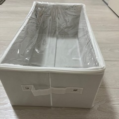 スリコ　透明フタ付収納BOX／不織布収納シリーズ　8こあります