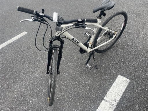 自転車 クロスバイク　GTトランセオ
