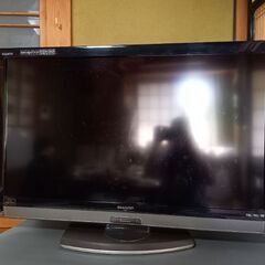 液晶テレビ　SHARP　40インチ　行方市