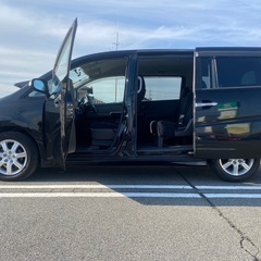 特別仕様車☆月々1.1万円〜分割払い可❗️車検2年付き！大人気☆HONDA ステップワゴン☆HDDナビ付き☆DVD見れます☆ETC付き☆バックカメラ付き☆両側電動スライドドア☆ドライブレコーダー付きのフル装備☆車内広々三列シート‼️の画像
