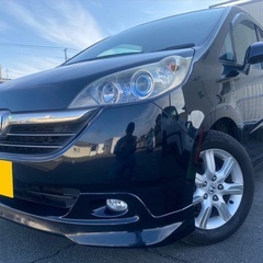 特別仕様車☆月々1.1万円〜分割払い可❗️車検2年付き！大人気☆HONDA ステップワゴン☆HDDナビ付き☆DVD見れます☆ETC付き☆バックカメラ付き☆両側電動スライドドア☆ドライブレコーダー付きのフル装備☆車内広々三列シート‼️の画像