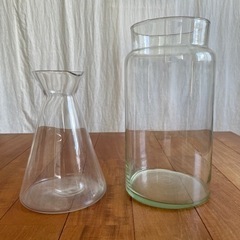【値下げ】ガラスのフラワーベース（花瓶）2個セット
