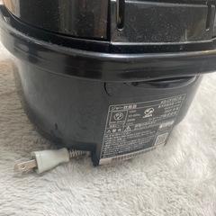 炊飯器
の画像