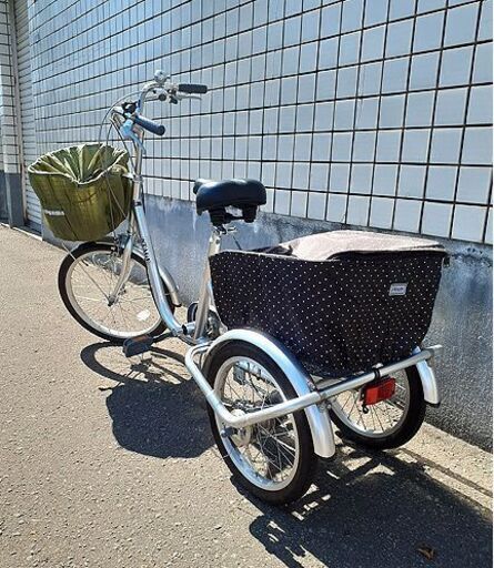 札幌【大人用 三輪車】内装3段変速 前輪20インチ 後輪16インチ パーキング機能 スイング機能 カゴ×2台 フロントライト リアに反射板 自転車 北20条店