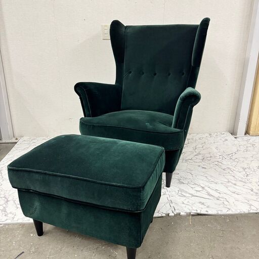  17988  IKEA  布製1人用ソファ　ラウンジチェア　オットマン付 ラウンジソファ  ◆大阪市内・東大阪市他 6,000円以上