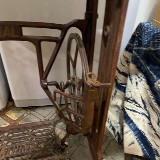 一枚板　アンティークミシン台テーブル　National製　【リサイクルショップ道楽屋】