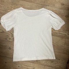 【美品】カットソー白　Mの画像