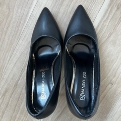 パンプス　24センチ
