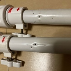 【7月3日まで】①アイリスオーヤマ 強力つっぱり棚 5から75cm H-J-M55 強力つっぱり棒おまけ の画像