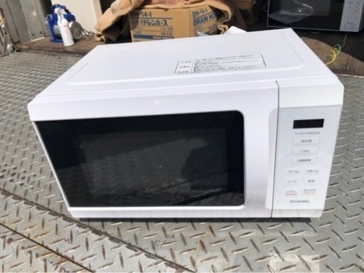 2023年式 アイリスオーヤマ KMB-F186-W 単機能レンジ 18L 50／60Hz両対応