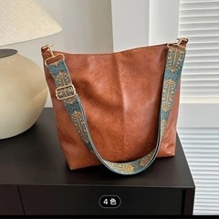 ショルダーバッグ