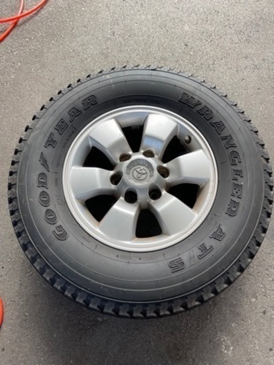 265/70R16    

