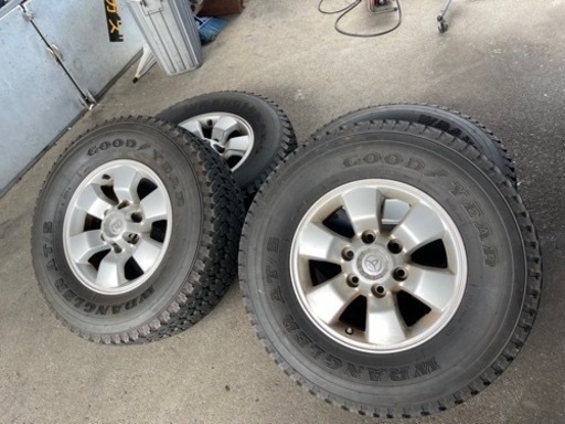 265/70R16    
