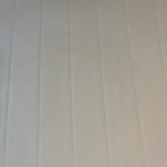 IKEAシングルベッド、マットレスの画像