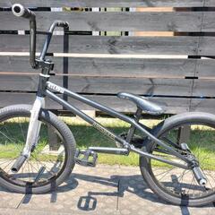 ARESBIKES APLUS BMXの画像