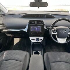 ☆ご成約☆＼誰でも車が買える次世代自社ローン専門店／ 安心の１年保証付き 距離無制限！中古車販売 カーメル小田原店　平成28年 トヨタ　プリウス　99000kmの画像