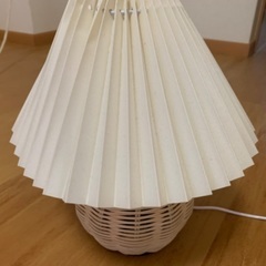 テーブルランプ差し上げます