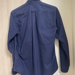 GU ネイビー　ワイシャツの画像