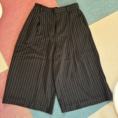 UNIQLO ズボンSサイズ