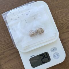 ★秋田発！100％本物！秋田玉川温泉産の『北投石』【約23グラム】放射線量測定済・封印済・画像の石をお届けします！◎発送可・手渡しも可◎本物の証!!の画像