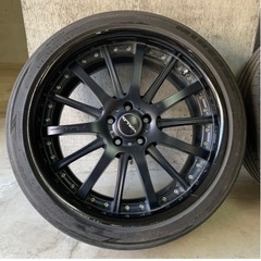 車のパーツ タイヤ、ホイールの画像