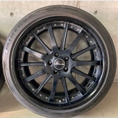 車のパーツ タイヤ、ホイールの画像