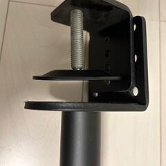 ツインモニターアームの画像