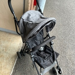 【無料でお譲りします】B型軽量ベビーカー
