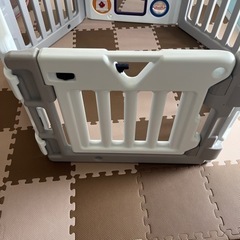 ベビーサークルの画像