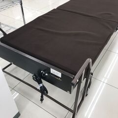 ★ジモティ割あり★  折りたたみベット ダークブラウン H64×D95×W220 クリーニング済み HJ3611の画像