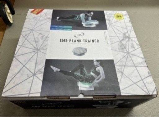 EMS PLANK TRAINER（プランクトレーナー）