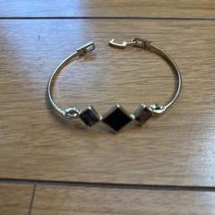 ブレスレット