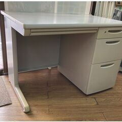 Ｗ1000片袖デスク￥7,000