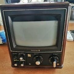 骨董品カラーテレビジャンク品
