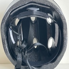 自転車用　ヘルメット　女性　子供用　54〜58cm 調節ボタンあり　サギサカ　白　の画像