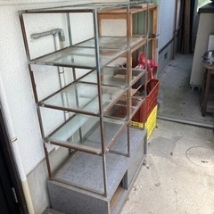 決定【無料】スチールガラス棚の画像