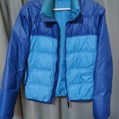 ユニクロ　昔のダウンジャケット　Ｓサイズ　新品