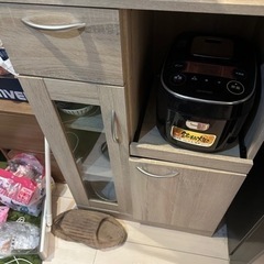 キッチン収納棚