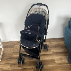 Combi ベビーカー