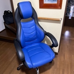 【引取限定】美品ゲーミングチェア デスクワークにも◎