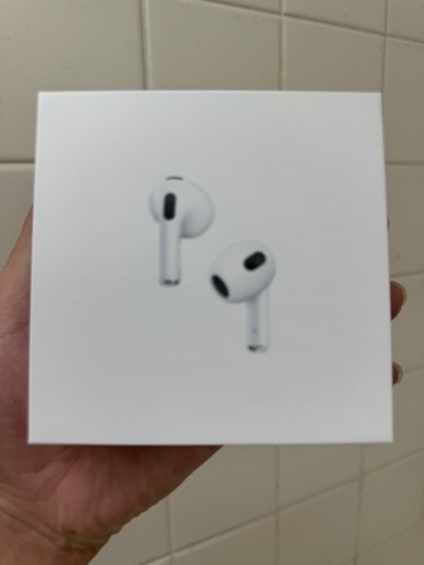 本日14時まで！AirPods(第三世代)未使用