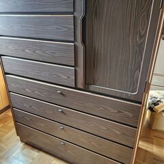 タンス 収納家具 差し上げます (引き取り限定）