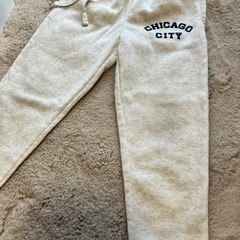 子ども服　130cm 秋冬　長袖　パンツ　肌着の画像