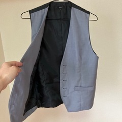郡山市　メンズ　ベスト　シルバーの画像
