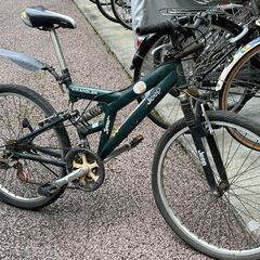 ２６インチ１８段変速　自転車　ジープ パトリオット マウンテンバイク
